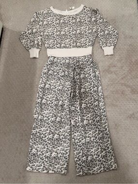 Aerie SET Go-To Off The Shoulder Sweatshirt and Workwear Pants Size L Brand New